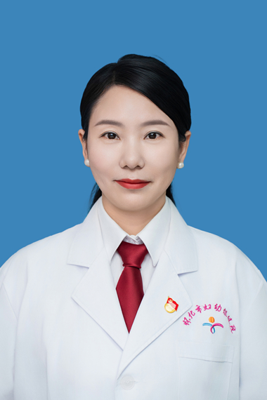 兒童保健科主任醫師 楊金蓮